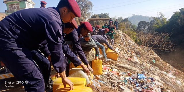 अबैध घरेलु मदिरा नष्ट