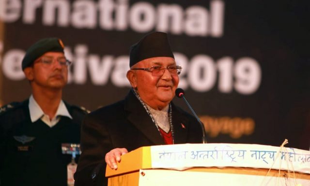 नारीलाई पूजा गर्दा ईश्वर खुसी हुने समाजमा कुरीति चुनौति : प्रधानमन्त्री ओली
