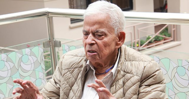 पूर्व अर्थमन्त्री भरतमोहन अधिकारीको निधन