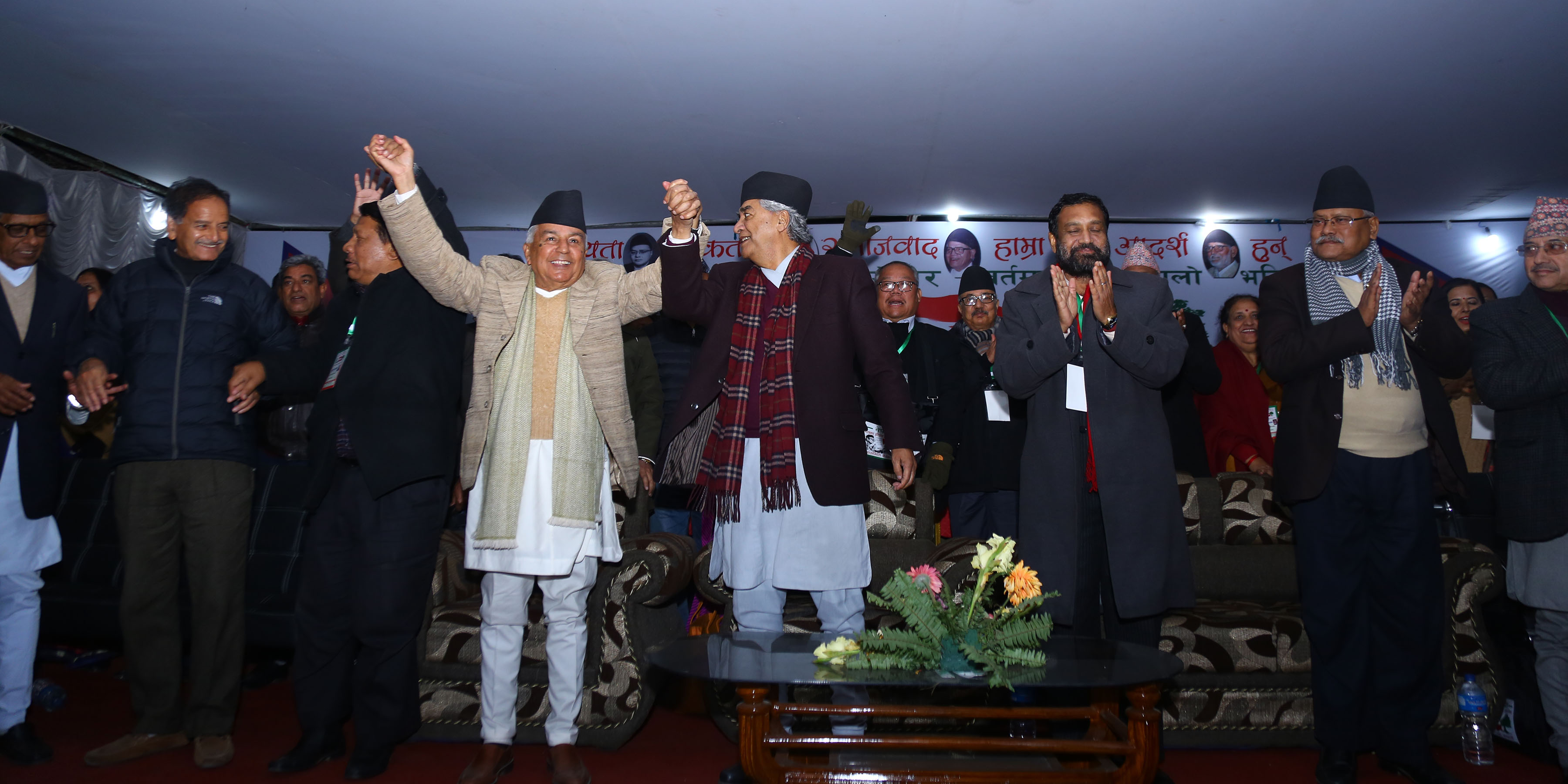कांग्रेसको नेतृत्वमाथि दबाबै दबाब,  जिल्ला सभापतिहरुको बनाए यस्तो रणनीति