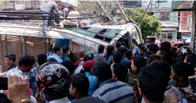 धरानमा बस दुर्घटना चार जनाको मृत्यु
