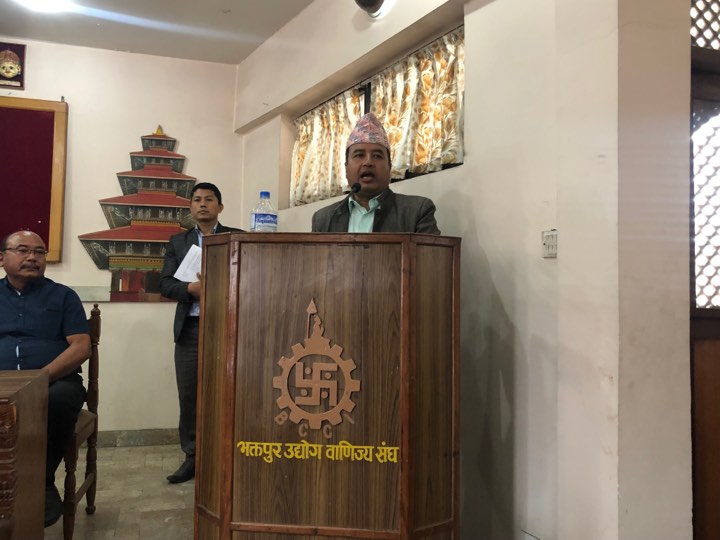 राष्ट्रपतिको विरोधमा केही पत्रकार लागेको महेश बस्नेतको आरोप