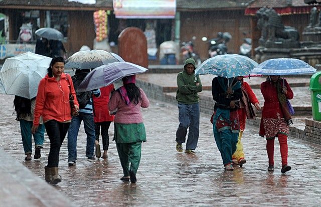 भदौरे झरी केही दिनका लागि सामान्य बन्दै