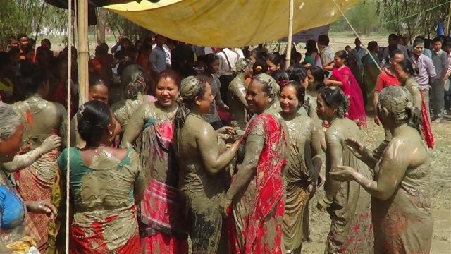 पोखरामा पनि सिरुवा पर्व मनाइयो