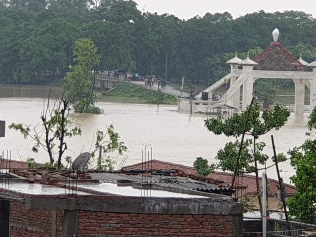 भत्किएको बाँध भारतीयले तुरुन्तै बनाए, फेरि पानी फर्किन थाल्यो गौरतर्फ