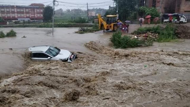 बाढी पहिरोमा परी मृत्यु हुनेको संख्या ४३ पुग्यो, २० घाइते, २४ जना बेपत्ता