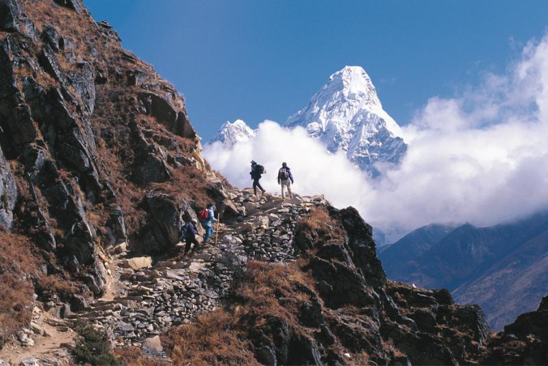 पर्यटनबाट झण्डै ७० अर्ब आम्दानी