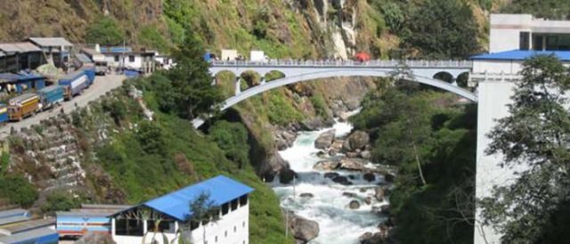 तातोपानी नाका सञ्चालनमा आएपछि तस्कर सक्रिय
