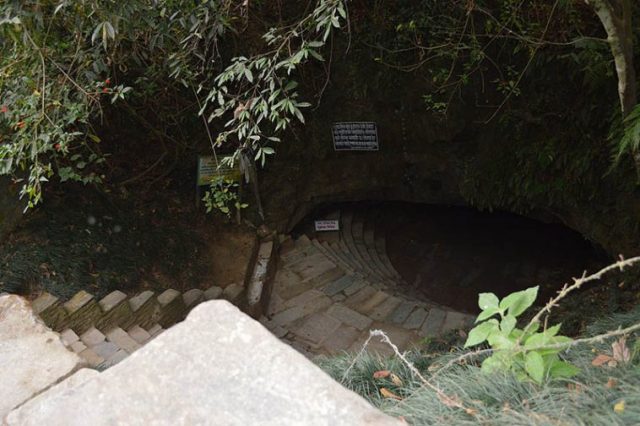 महेन्द्र र चमेरे गुफामा फ्रि वाइफाइ