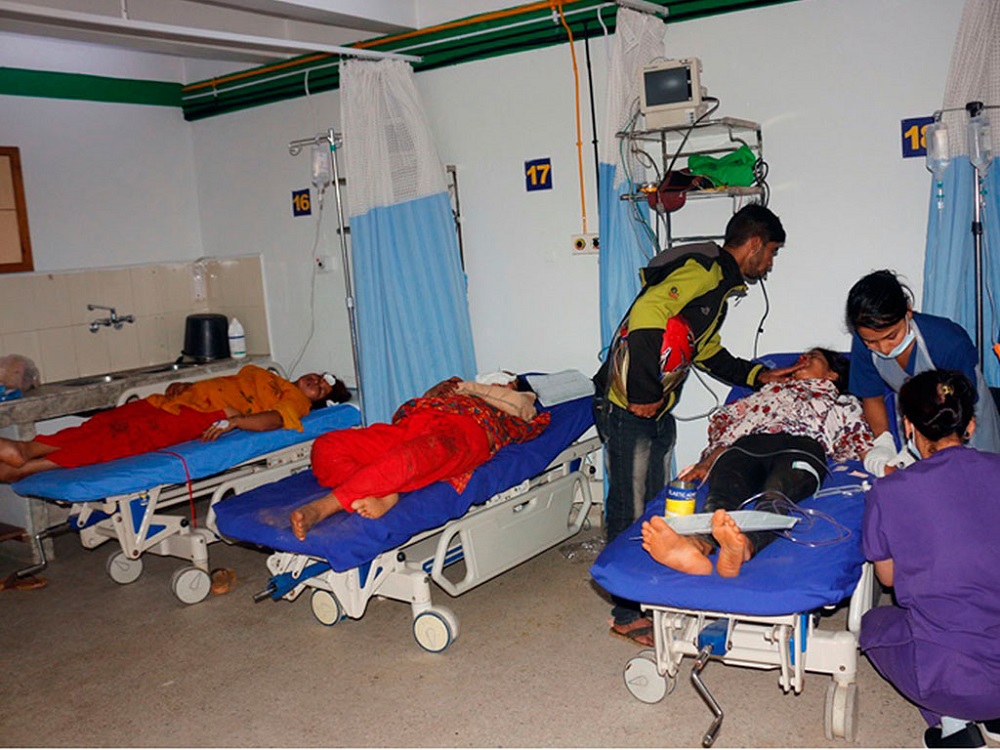 बस दुर्घटनाका घाइते भएका ८१ घाइते उपचारपछि घर फर्के