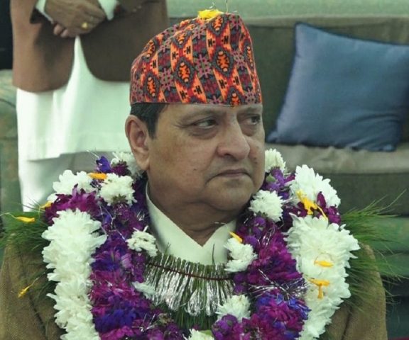साइत अगाडि नै टीका लगाएर पूर्वराजाले दिए ‘चेतावनी’