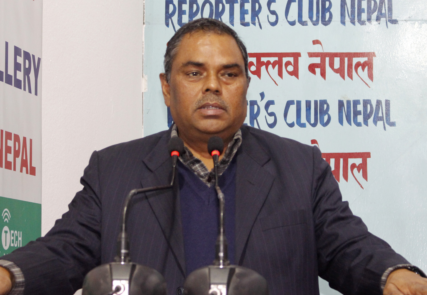 उपेन्द्र यादवलाई सरकारमा बसिरहन नैतिक संकट