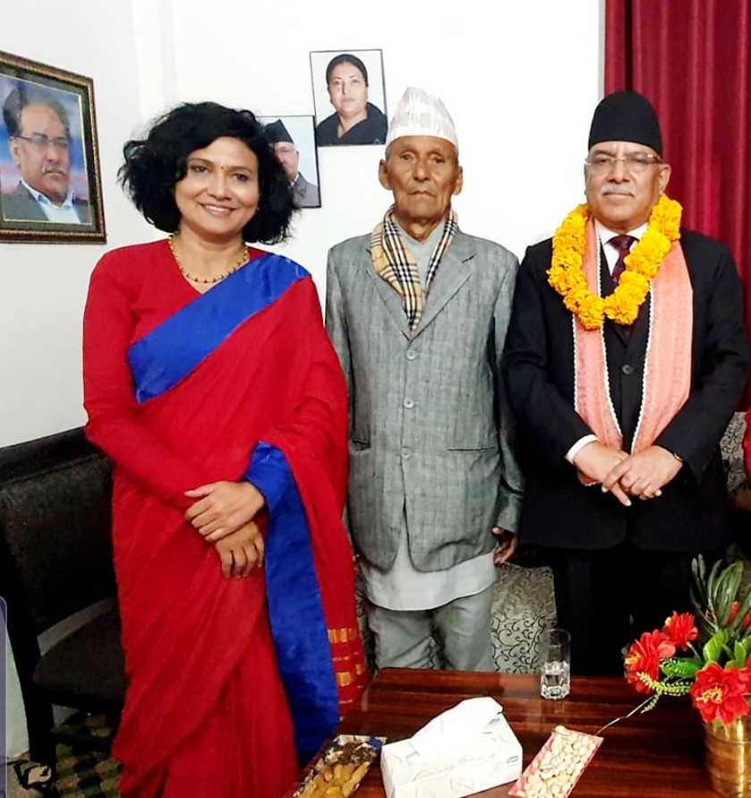 कोमल वलीको घरमा प्रचण्डको डिनर