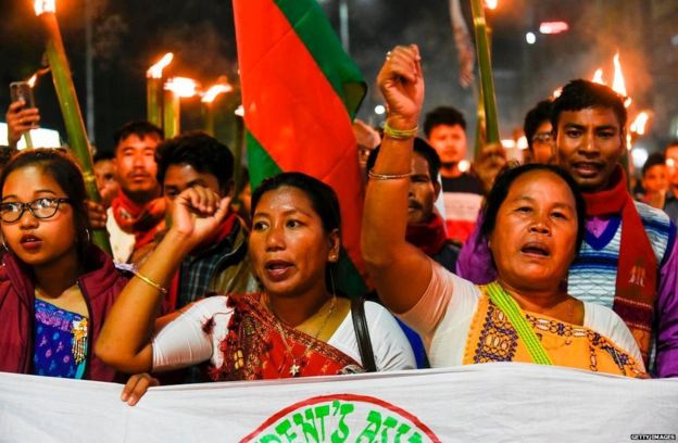 आज लोकसभामा पेश हुने नागरिकता संशोधन विधेयक पेश हुँदै, नेपाली भाषीलाई कस्ताे असर पर्छ?