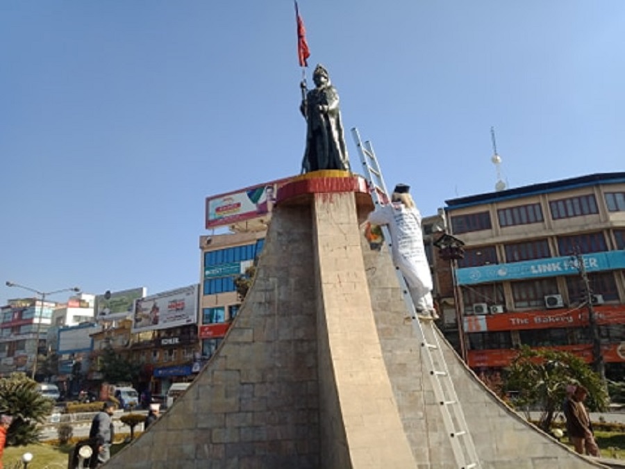 वीरेन्द्रको ७५ औं जन्मदिनमा सम्झना (फोटोफिचर)