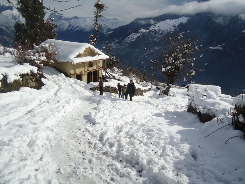 हिउँले जनजीवन प्रभावित