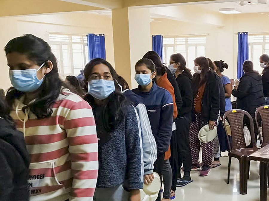 केरलामा कोरोनाः तीन हजार २५२ जना निगरानीमा