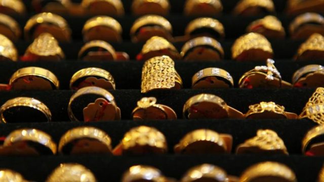 सुनको भाउ एक सातामै साढे ४ हजारले बढ्यो, कतिमा हुदैछ कारोबार?