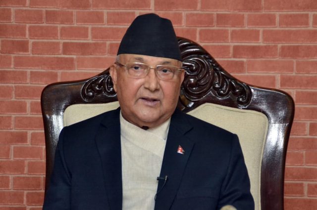 प्रधानमन्त्री ओलीको एउटा निर्णयले जोगियो सरकार