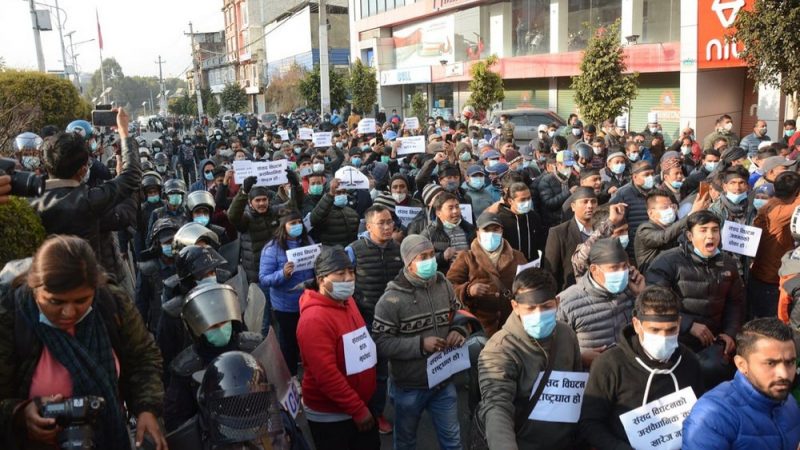 ओलीको कदम विरुद्ध देशव्यापी आन्दोलनको तयारी, हाइअलर्टमा सुरक्षा निकाय