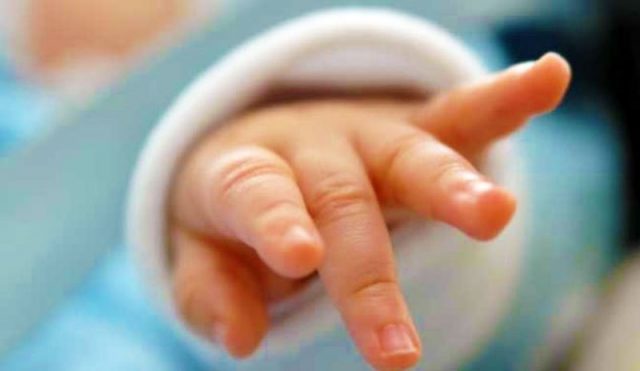 बच्चाको जीवनरक्षाका लागि आमाले १२ वर्षसम्म छोइनन्