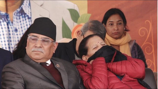 प्रचण्ड भारत प्रस्थान, नेकपाको दुवै समूहमा चासो