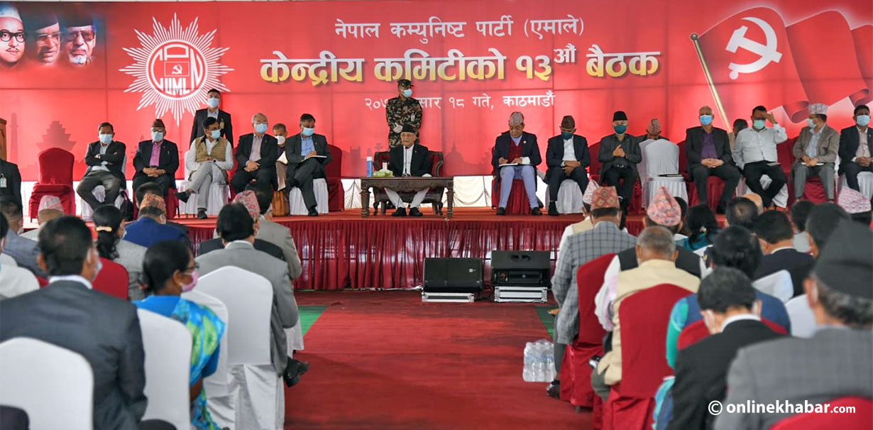 दुई दिनभित्र हस्ताक्षर फिर्ता  गर्न ओलीको अल्टिमेटम