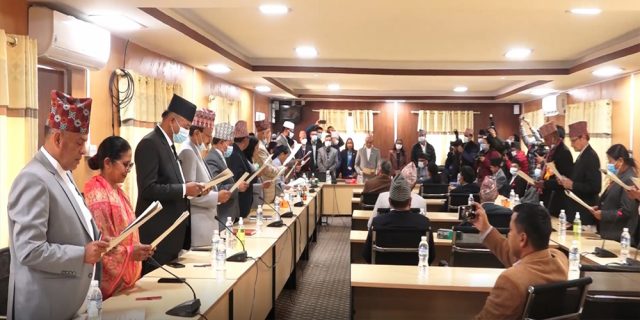राष्ट्रियसभाका नवनिर्वाचित १९ सदस्यले लिए पद तथा गोपनियताको सपथ