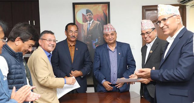 एमाले र राप्रपा नेपालबीच गठबन्धन, राप्रपा नेपाल चिन्हबाटै चुनाव लड्ने