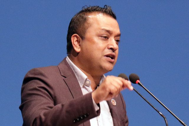 शरणार्थी प्रकरणका दोषी कोही पनि नछुटुन : गगन थापा