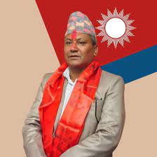 पराजित ढुंगेलले घरैमा पुगेर दिए निर्वाचित थापालाई बधाई