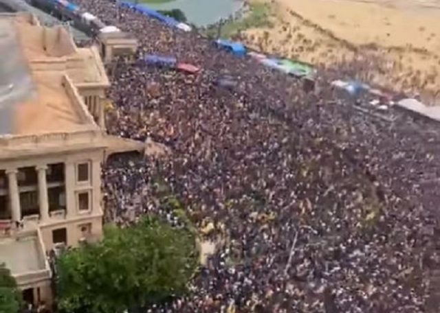 à¤¶à¥à¤°à¥€à¤²à¤‚à¤•à¤¾ à¤¸à¤‚à¤•à¤Ÿ : à¤¶à¤¾à¤¨à¥à¤¤à¤¿ à¤•à¤¾à¤¯à¤® à¤—à¤°à¥à¤¨ à¤¸à¥‡à¤¨à¤¾ à¤ªà¥à¤°à¤®à¥à¤–à¤²à¥‡ à¤–à¥‹à¤œà¥‡ à¤œà¤¨à¤¤à¤¾à¤•à¥‹ à¤¸à¤®à¤°à¥à¤¥à¤¨