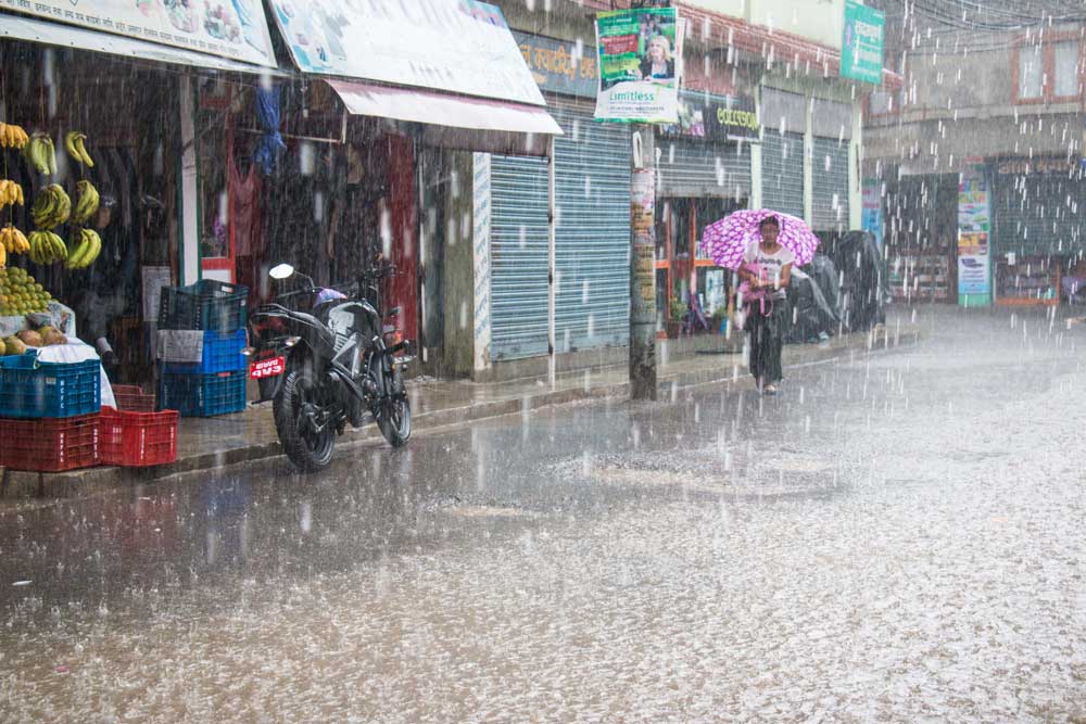 शुक्रबार देशका विभिन्न स्थानमा भारी बर्षा, सिन्धुली, दाङ र कैलालीमा भीषण वर्षा, सचेत रहन मौसम विभागको आग्रह