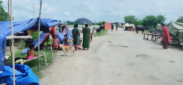 भजनीका चार हजार बाढी पीडित घर फर्के पनि तीन हजार बढी अझैँ विस्थापित