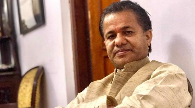कर्ण मल्ल डडेलधुरामा देउवासंग भिड्ने