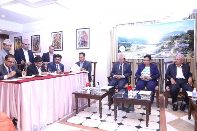 à¤¦à¥‡à¤¶à¤•à¥ˆ à¤ à¥‚à¤²à¥‹ à¤ªà¤°à¤¿à¤¯à¥‹à¤œà¤¨à¤¾ à¤¸à¥à¤°à¥ à¤¹à¥à¤à¤¦à¥ˆ, à¤®à¤¾à¤¥à¤¿à¤²à¥à¤²à¥‹ à¤…à¤°à¥à¤£à¤®à¤¾ à¤œà¥à¤Ÿà¥à¤¯à¥‹ à¥«à¥© à¤…à¤°à¥à¤¬