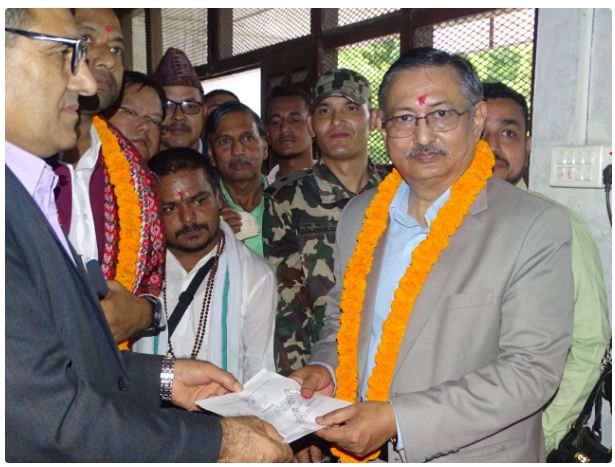 रुपन्देही क्षेत्र नम्बर ३ बाट गृहमन्त्री खाणको उम्मेदवारी दर्ता
